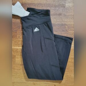 Adidas Black 3/4 Leggings Athletic Wear Size Medium